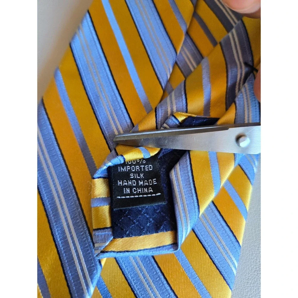 Jones New York Yellow Blue Striped Silk Tie Classic Business Preppy Mens Necktie